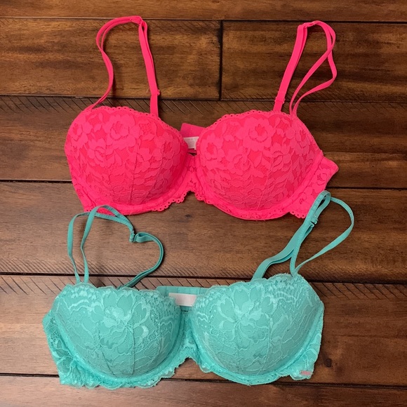 2 for 1 deal Victoria’s Secret Push-up Bras! - Picture 2 of 3